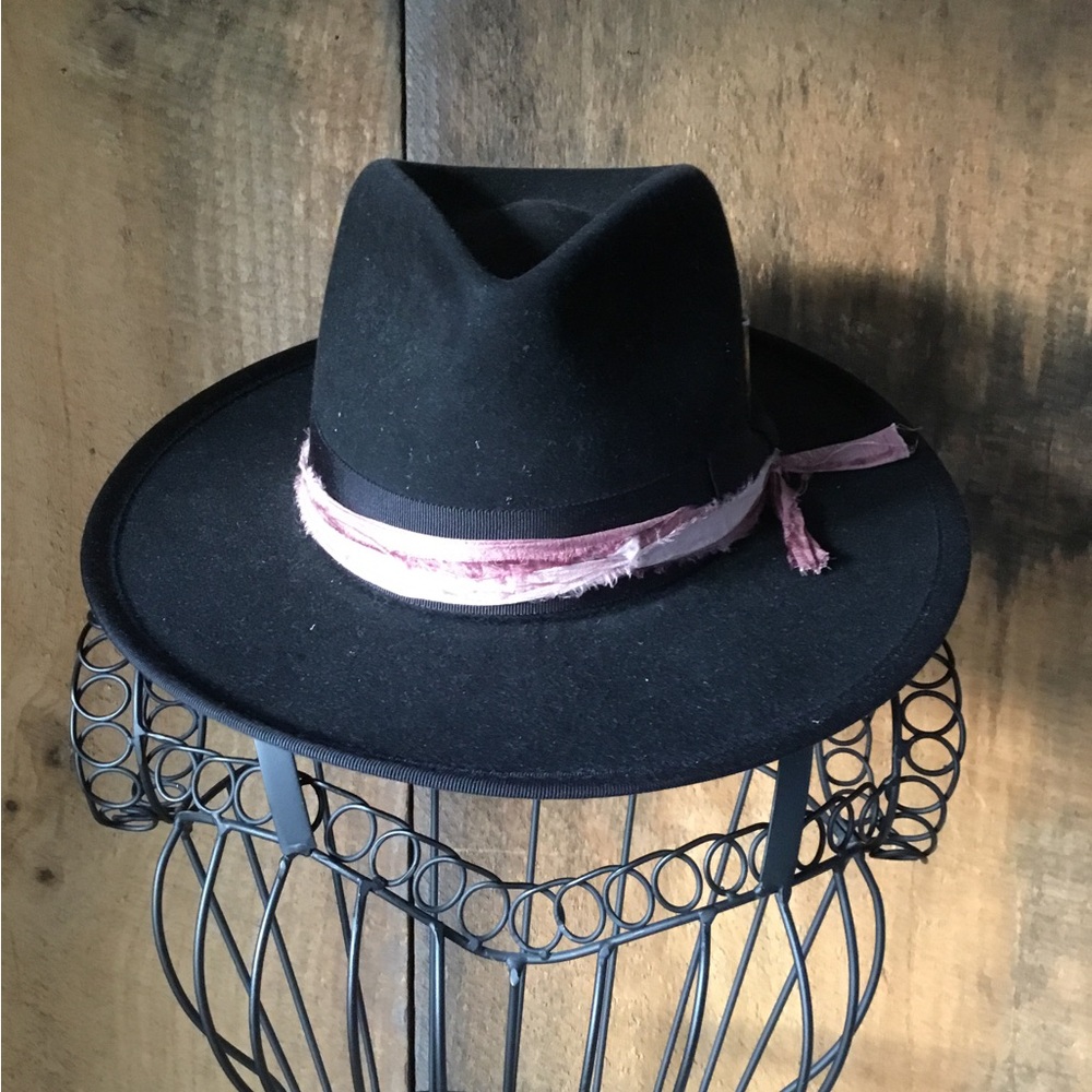 Nick Fouquet “smoke” Hat